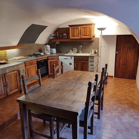Chambre Cévennes: Piscine, lamas, rivière Cros  Esterno foto